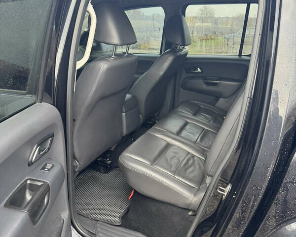 Черный Фольксваген Амарок, объемом двигателя 2 л и пробегом 250 тыс. км за 14900 $, фото 11 на Automoto.ua