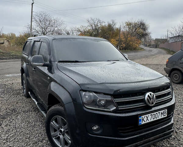 Черный Фольксваген Амарок, объемом двигателя 2 л и пробегом 250 тыс. км за 14900 $, фото 1 на Automoto.ua