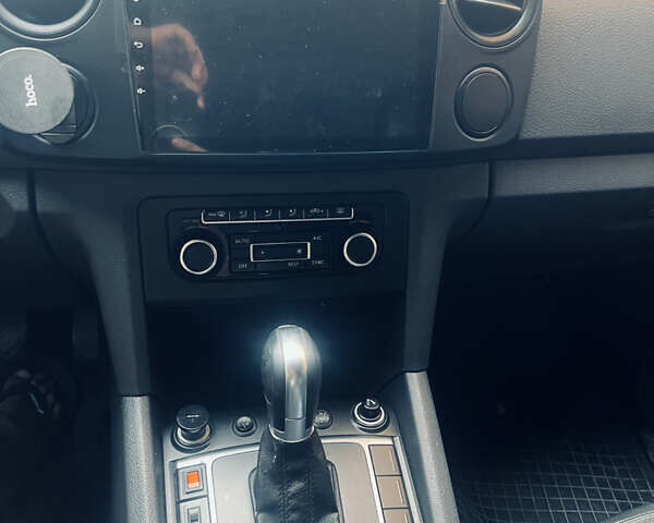 Черный Фольксваген Амарок, объемом двигателя 1.97 л и пробегом 299 тыс. км за 19999 $, фото 27 на Automoto.ua