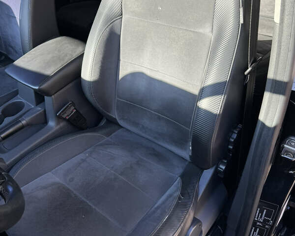 Черный Фольксваген Амарок, объемом двигателя 2 л и пробегом 432 тыс. км за 12500 $, фото 8 на Automoto.ua