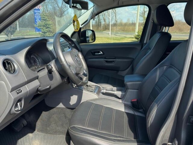 Черный Фольксваген Амарок, объемом двигателя 2 л и пробегом 420 тыс. км за 18000 $, фото 5 на Automoto.ua