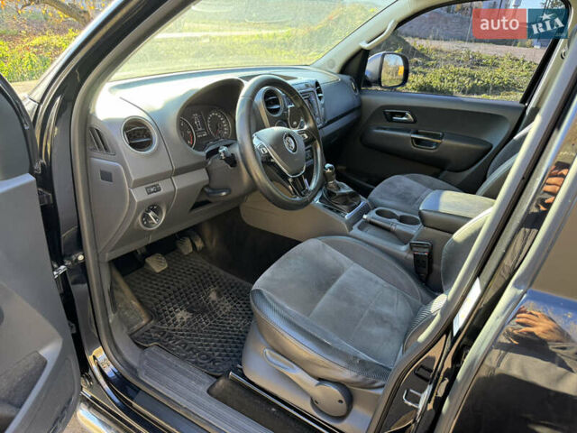 Черный Фольксваген Амарок, объемом двигателя 2 л и пробегом 432 тыс. км за 12500 $, фото 7 на Automoto.ua