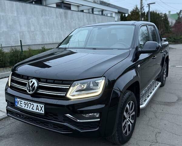 Черный Фольксваген Амарок, объемом двигателя 2 л и пробегом 300 тыс. км за 17900 $, фото 1 на Automoto.ua