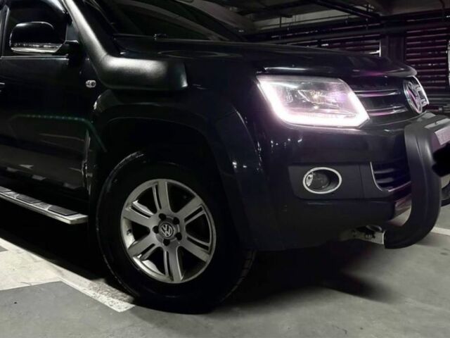 Чорний Фольксваген Амарок, об'ємом двигуна 0 л та пробігом 270 тис. км за 19000 $, фото 5 на Automoto.ua
