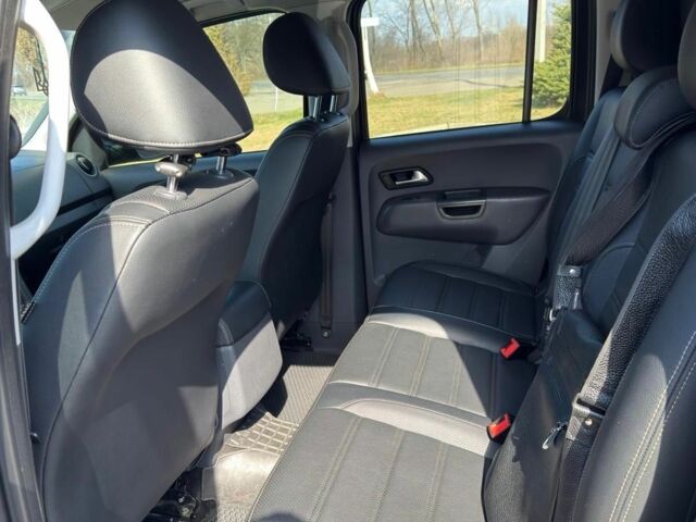 Черный Фольксваген Амарок, объемом двигателя 2 л и пробегом 420 тыс. км за 18000 $, фото 8 на Automoto.ua