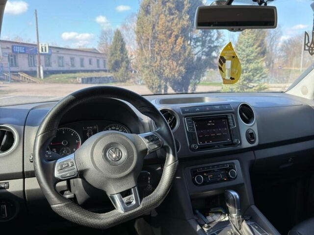 Черный Фольксваген Амарок, объемом двигателя 2 л и пробегом 420 тыс. км за 18000 $, фото 6 на Automoto.ua