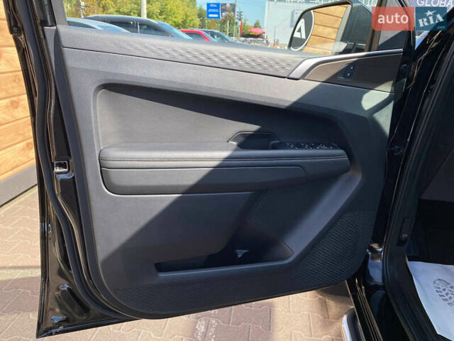 Черный Фольксваген Амарок, объемом двигателя 3 л и пробегом 42 тыс. км за 65000 $, фото 35 на Automoto.ua