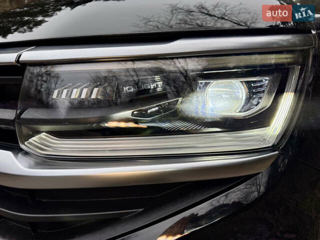 Чорний Фольксваген Амарок, об'ємом двигуна 3 л та пробігом 55 тис. км за 60000 $, фото 3 на Automoto.ua