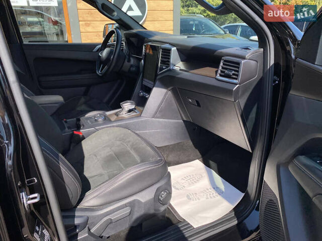 Черный Фольксваген Амарок, объемом двигателя 3 л и пробегом 42 тыс. км за 65000 $, фото 9 на Automoto.ua