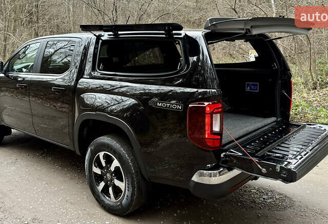 Чорний Фольксваген Амарок, об'ємом двигуна 3 л та пробігом 55 тис. км за 60000 $, фото 9 на Automoto.ua