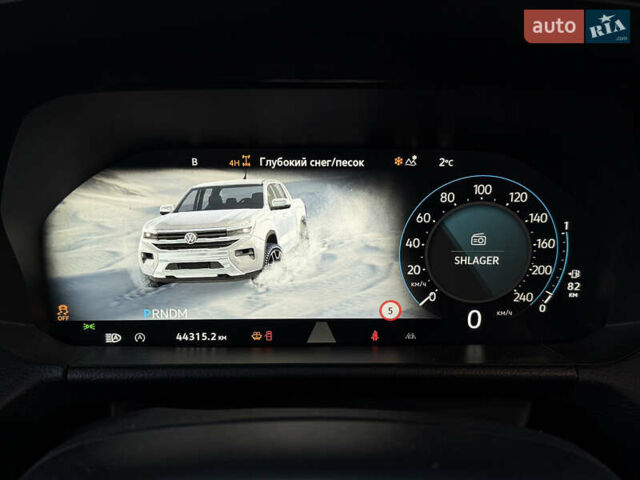 Черный Фольксваген Амарок, объемом двигателя 3 л и пробегом 44 тыс. км за 59900 $, фото 28 на Automoto.ua