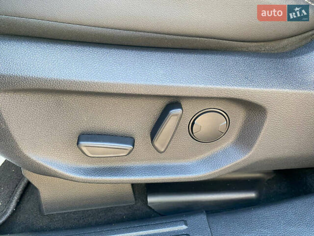 Черный Фольксваген Амарок, объемом двигателя 3 л и пробегом 44 тыс. км за 59900 $, фото 33 на Automoto.ua