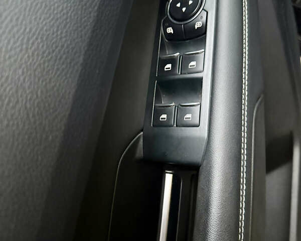 Чорний Фольксваген Амарок, об'ємом двигуна 3 л та пробігом 55 тис. км за 60000 $, фото 18 на Automoto.ua