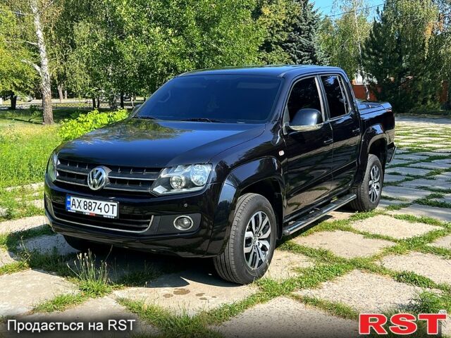 Чорний Фольксваген Амарок, об'ємом двигуна 2 л та пробігом 239 тис. км за 18500 $, фото 2 на Automoto.ua