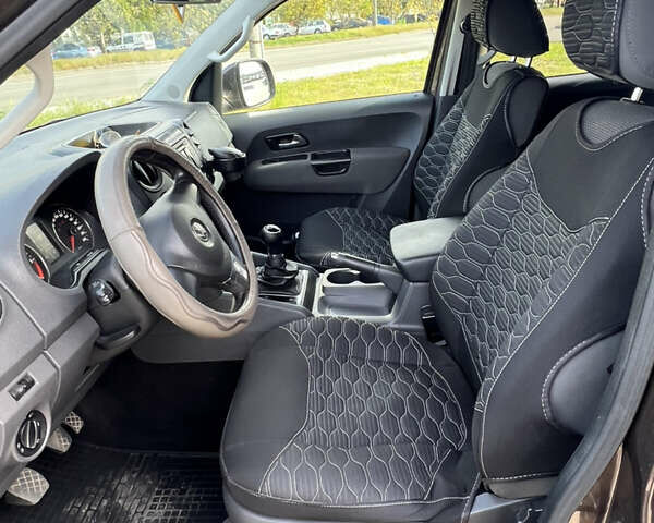 Коричневий Фольксваген Амарок, об'ємом двигуна 1.97 л та пробігом 346 тис. км за 15750 $, фото 9 на Automoto.ua