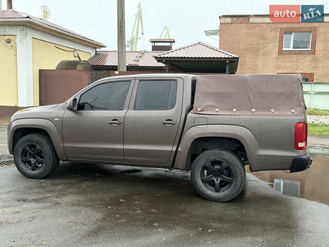 Коричневый Фольксваген Амарок, объемом двигателя 2 л и пробегом 310 тыс. км за 16000 $, фото 1 на Automoto.ua