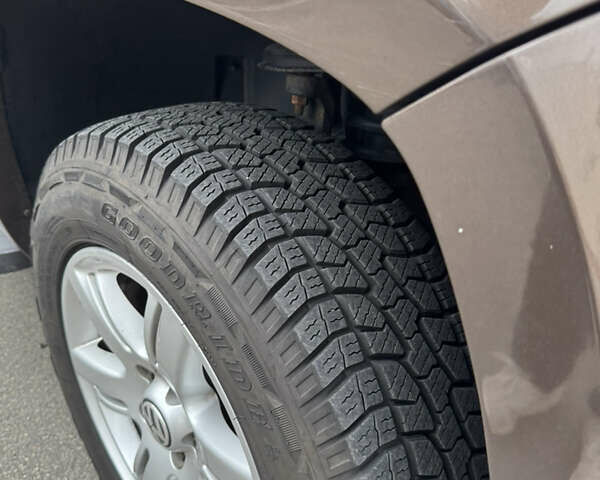 Коричневый Фольксваген Амарок, объемом двигателя 1.97 л и пробегом 169 тыс. км за 16700 $, фото 20 на Automoto.ua