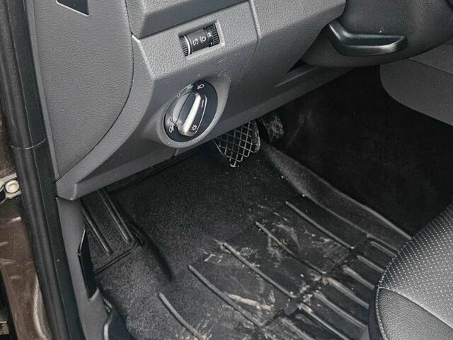 Коричневый Фольксваген Амарок, объемом двигателя 2 л и пробегом 311 тыс. км за 15000 $, фото 10 на Automoto.ua