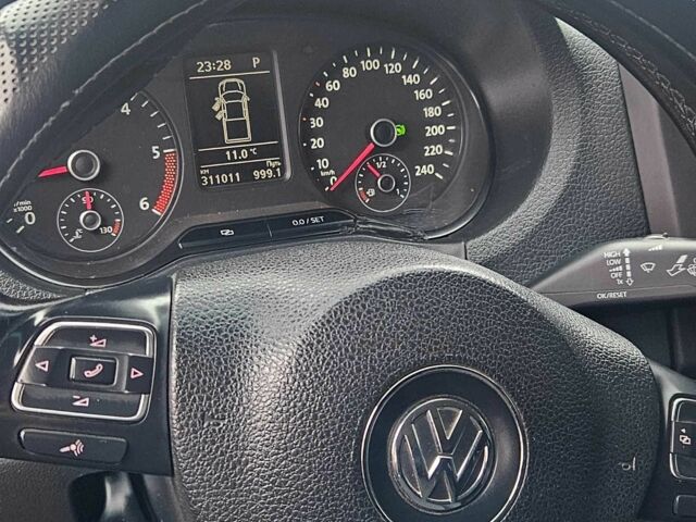 Коричневый Фольксваген Амарок, объемом двигателя 2 л и пробегом 311 тыс. км за 15000 $, фото 11 на Automoto.ua