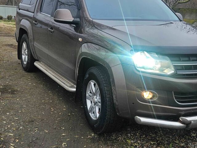 Коричневый Фольксваген Амарок, объемом двигателя 2 л и пробегом 311 тыс. км за 15000 $, фото 2 на Automoto.ua