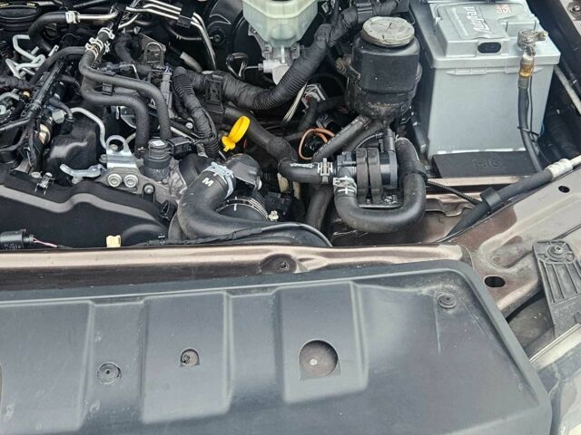 Коричневый Фольксваген Амарок, объемом двигателя 2 л и пробегом 311 тыс. км за 15000 $, фото 18 на Automoto.ua