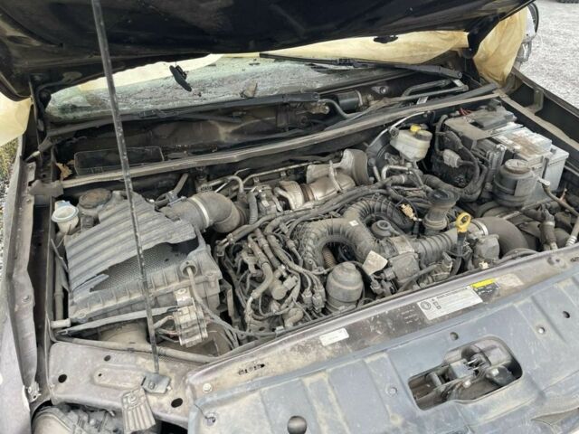 Коричневый Фольксваген Амарок, объемом двигателя 3 л и пробегом 320 тыс. км за 8000 $, фото 5 на Automoto.ua