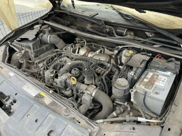 Коричневый Фольксваген Амарок, объемом двигателя 3 л и пробегом 320 тыс. км за 8000 $, фото 6 на Automoto.ua