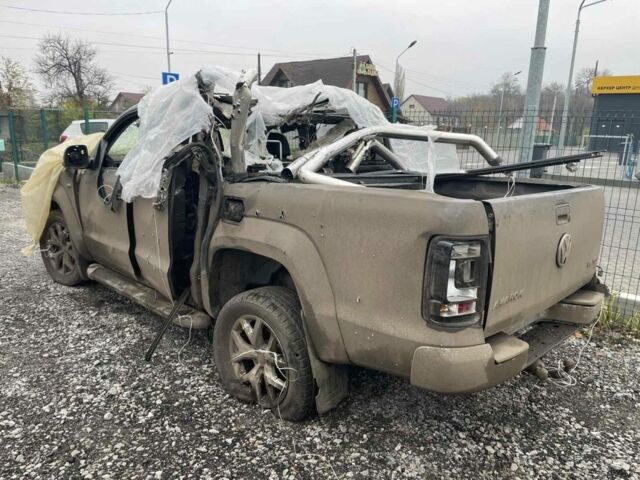 Коричневый Фольксваген Амарок, объемом двигателя 3 л и пробегом 320 тыс. км за 8000 $, фото 2 на Automoto.ua