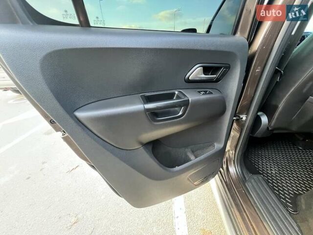 Коричневый Фольксваген Амарок, объемом двигателя 1.97 л и пробегом 214 тыс. км за 30900 $, фото 17 на Automoto.ua