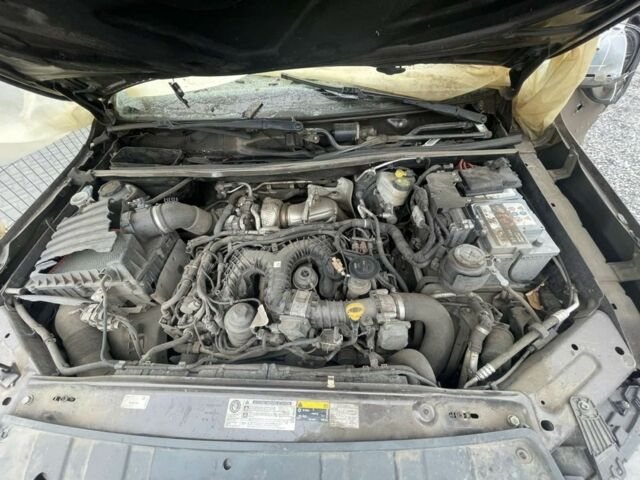 Коричневый Фольксваген Амарок, объемом двигателя 3 л и пробегом 320 тыс. км за 8000 $, фото 7 на Automoto.ua