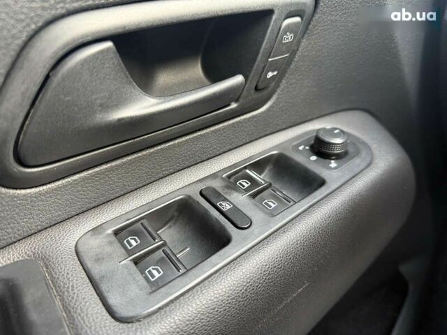 Фольксваген Амарок, об'ємом двигуна 2 л та пробігом 139 тис. км за 22900 $, фото 20 на Automoto.ua