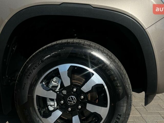 Фольксваген Амарок, объемом двигателя 2 л и пробегом 0 тыс. км за 62140 $, фото 5 на Automoto.ua