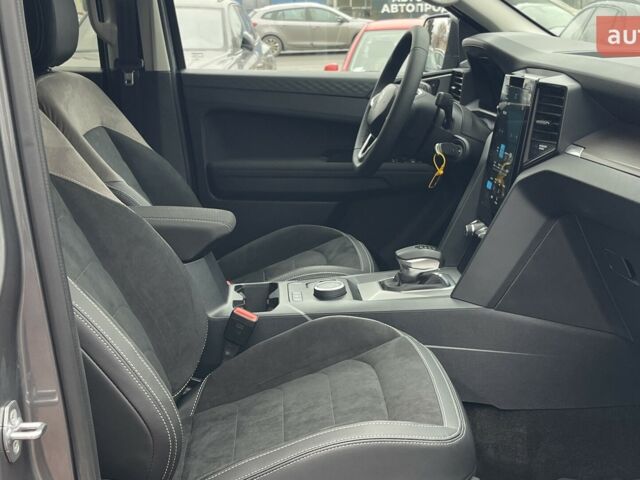 Фольксваген Амарок, объемом двигателя 2 л и пробегом 0 тыс. км за 65000 $, фото 6 на Automoto.ua