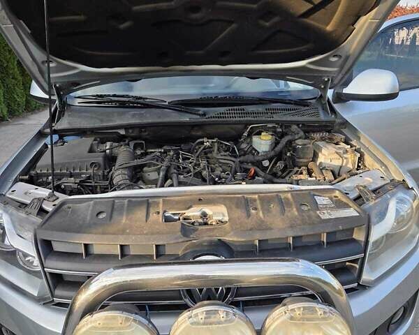 Серый Фольксваген Амарок, объемом двигателя 1.97 л и пробегом 223 тыс. км за 17200 $, фото 34 на Automoto.ua