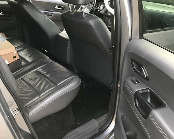 Фольксваген Амарок 2011 в Славянске на Automoto.ua Серый Фольксваген Амарок, объемом двигателя 1.97 л и пробегом 300 тыс. км за 8700 $, фото 12 на Automoto.ua