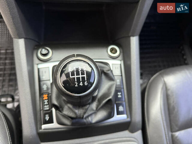 Сірий Фольксваген Амарок, об'ємом двигуна 1.97 л та пробігом 237 тис. км за 16200 $, фото 17 на Automoto.ua