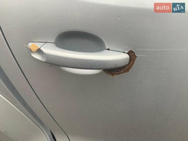 Серый Фольксваген Амарок, объемом двигателя 1.97 л и пробегом 303 тыс. км за 12400 $, фото 6 на Automoto.ua