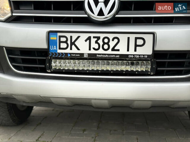 Сірий Фольксваген Амарок, об'ємом двигуна 1.97 л та пробігом 237 тис. км за 16200 $, фото 10 на Automoto.ua