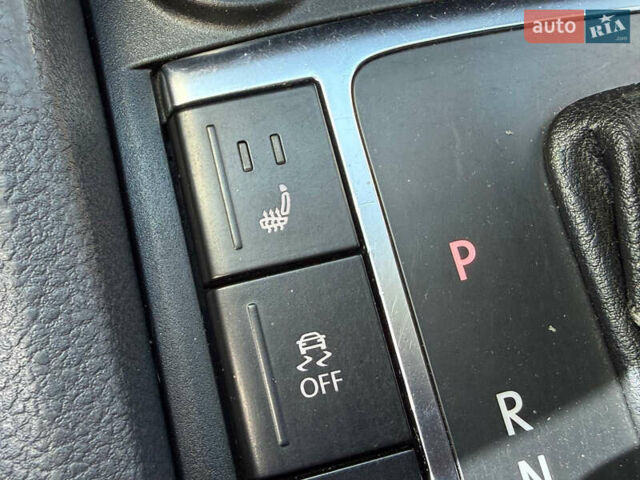 Серый Фольксваген Амарок, объемом двигателя 2 л и пробегом 265 тыс. км за 15999 $, фото 44 на Automoto.ua