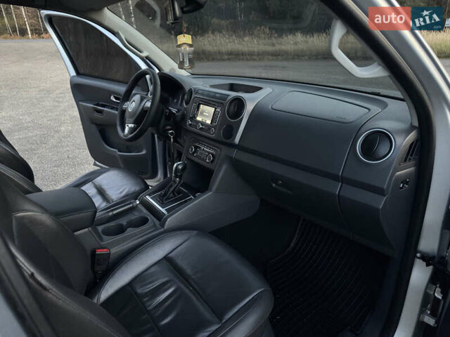 Сірий Фольксваген Амарок, об'ємом двигуна 2 л та пробігом 246 тис. км за 16800 $, фото 42 на Automoto.ua