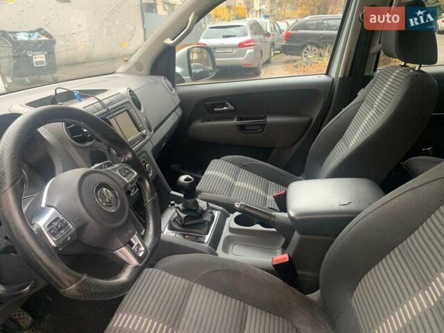 Серый Фольксваген Амарок, объемом двигателя 1.97 л и пробегом 303 тыс. км за 12400 $, фото 8 на Automoto.ua