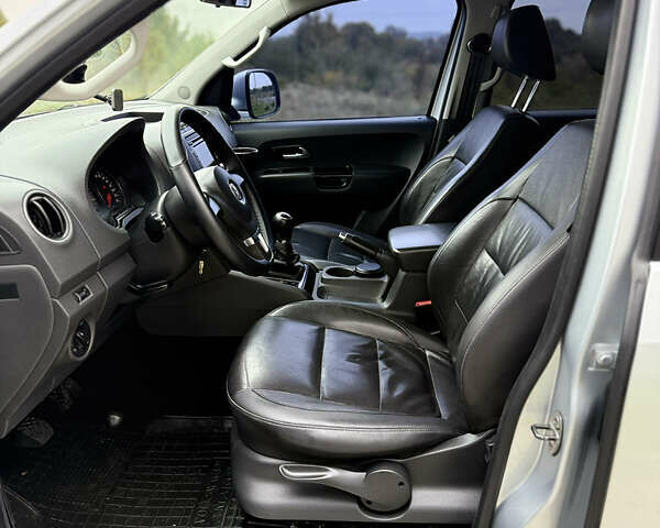 Сірий Фольксваген Амарок, об'ємом двигуна 1.97 л та пробігом 237 тис. км за 16200 $, фото 12 на Automoto.ua