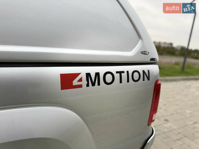 Сірий Фольксваген Амарок, об'ємом двигуна 1.97 л та пробігом 237 тис. км за 16200 $, фото 28 на Automoto.ua