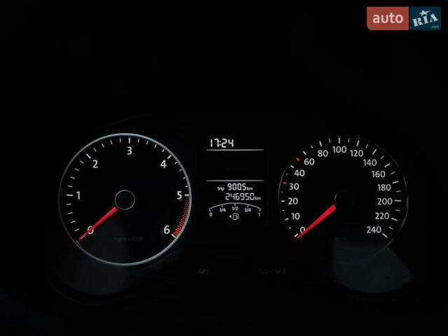Сірий Фольксваген Амарок, об'ємом двигуна 2 л та пробігом 246 тис. км за 16800 $, фото 51 на Automoto.ua