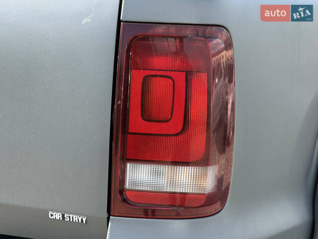 Серый Фольксваген Амарок, объемом двигателя 2 л и пробегом 265 тыс. км за 16700 $, фото 17 на Automoto.ua