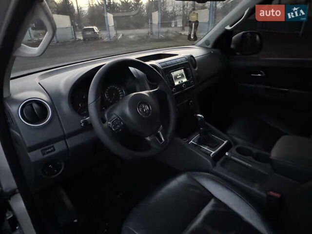 Сірий Фольксваген Амарок, об'ємом двигуна 2 л та пробігом 246 тис. км за 16800 $, фото 37 на Automoto.ua