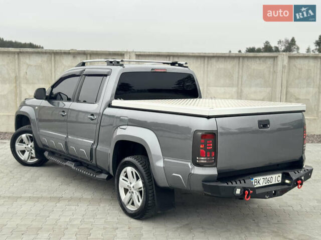 Серый Фольксваген Амарок, объемом двигателя 1.97 л и пробегом 340 тыс. км за 14999 $, фото 12 на Automoto.ua