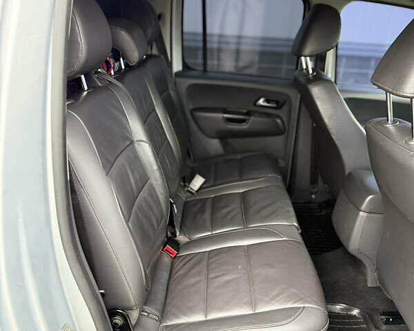 Сірий Фольксваген Амарок, об'ємом двигуна 1.97 л та пробігом 237 тис. км за 16200 $, фото 22 на Automoto.ua