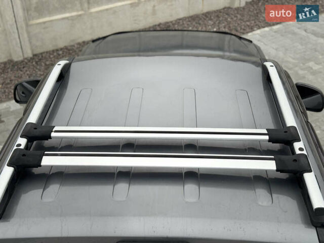 Серый Фольксваген Амарок, объемом двигателя 1.97 л и пробегом 340 тыс. км за 14999 $, фото 24 на Automoto.ua