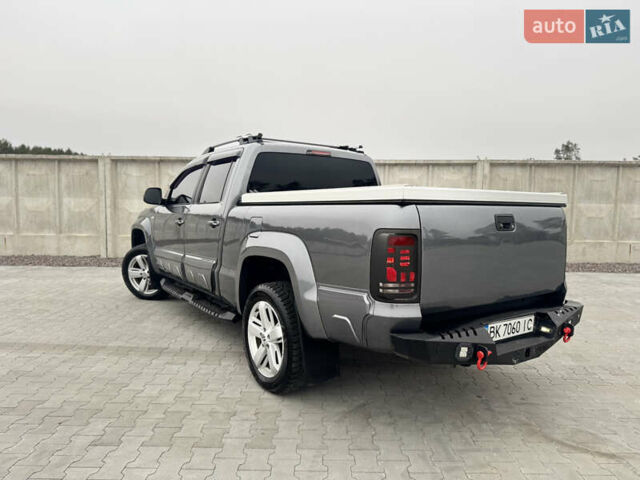 Серый Фольксваген Амарок, объемом двигателя 1.97 л и пробегом 340 тыс. км за 14999 $, фото 14 на Automoto.ua